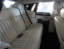 luxury-sedan-interior-2